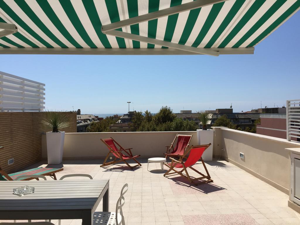 Attico Al Mare Apartment Lido di Ostia Exterior foto
